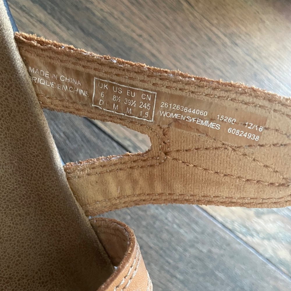 Clarks Leisa Cacti Slide Sandal- Tan-Women's 8.5 Adjustable - Picture 7 of 8